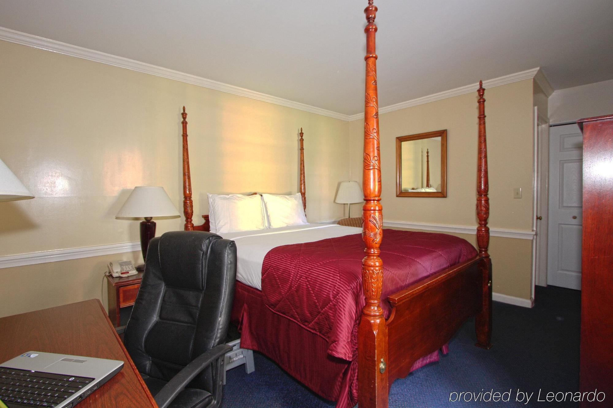 Inn Clarion - Lancaster 3*