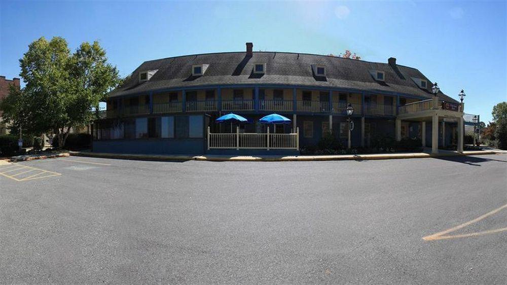 Clarion - Lancaster Inn 3*