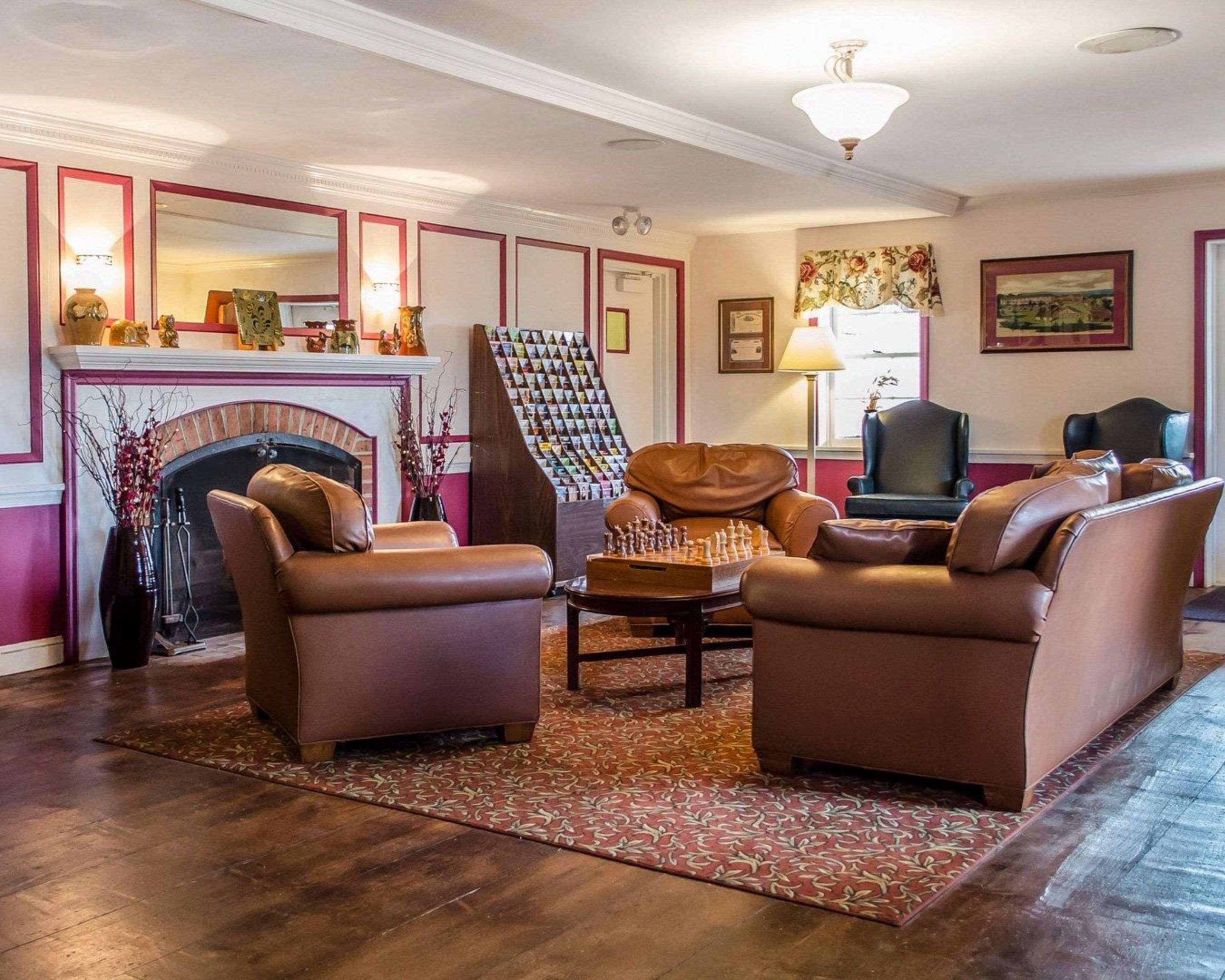 Clarion - Lancaster Inn Strasburg